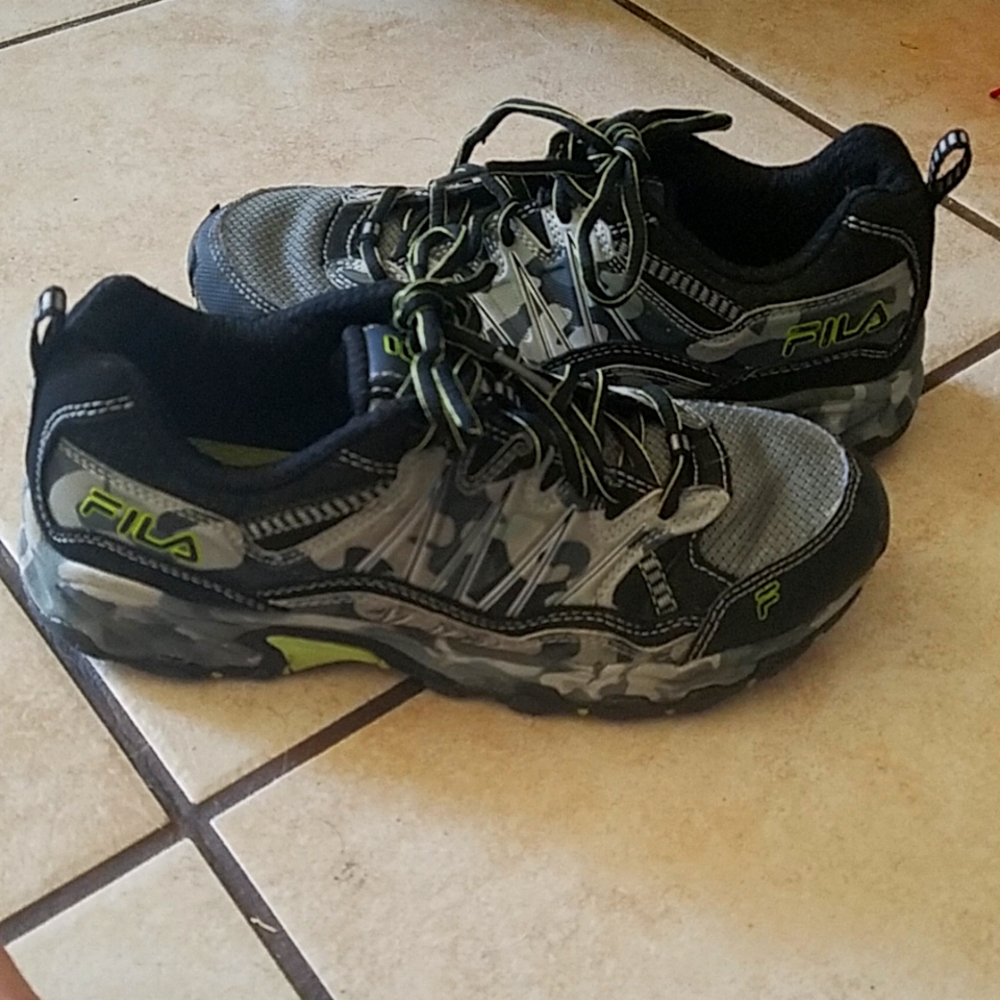 Shoes - Picture 2 of 2